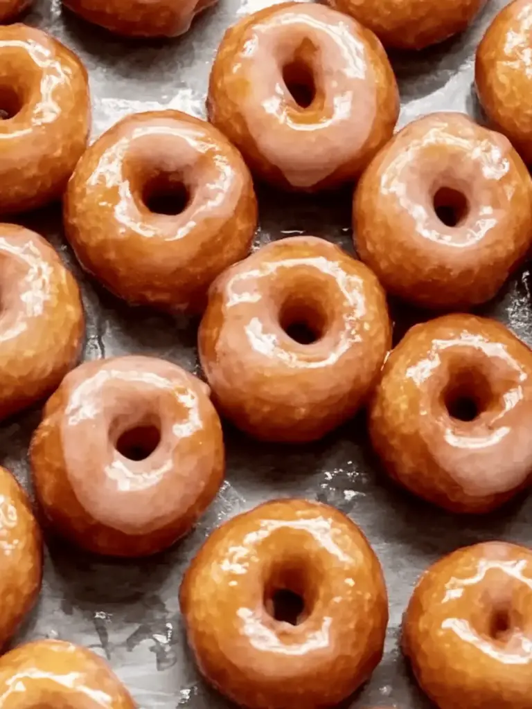 Vegan Kürbis-Donuts mit Zimt-Ahornsirup-Glasur Rezept