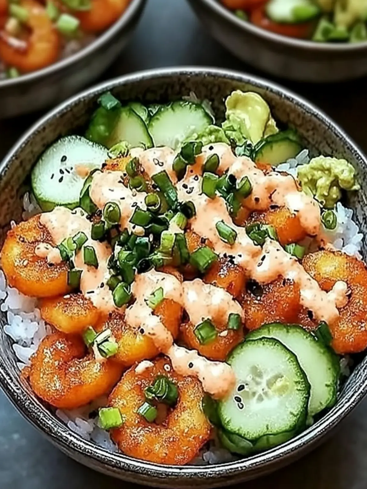 Köstliche Garnelen-Reis-Bowls mit scharfer Mayo 4 Köstliche Garnelen-Reis-Bowls mit scharfer Mayonnaise: Ein Unglaubliches Ultimatives Rezept